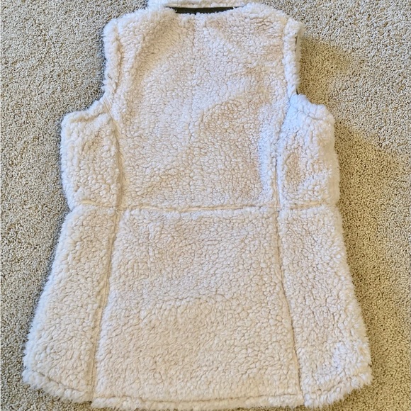 Mountain HardWare Switch Flip Reversible Vest olive/stone XS - Picture 9 of 10